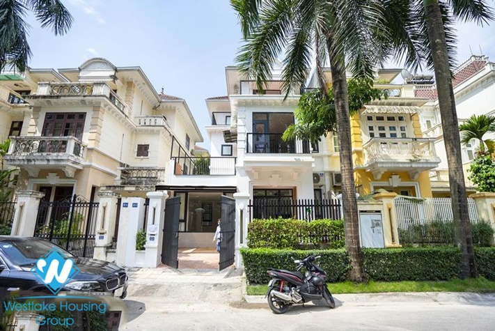 A newly and beautiful villa for rent in Tay ho, Hanoi